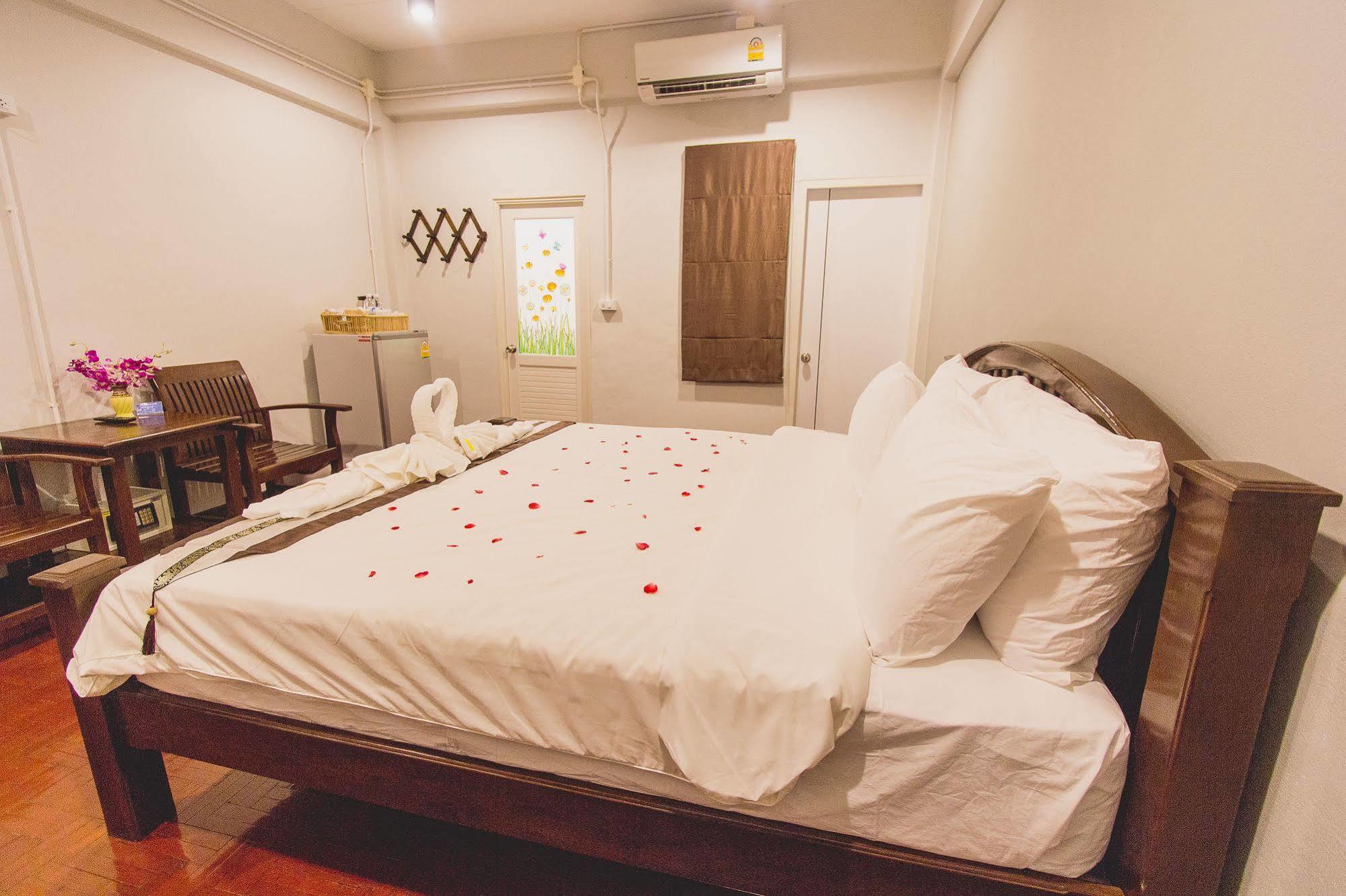 Sasima Bed And Breakfast Chiang Mai Extérieur photo