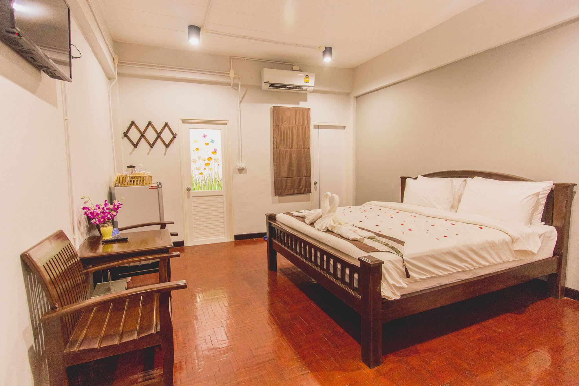 Sasima Bed And Breakfast Chiang Mai Extérieur photo